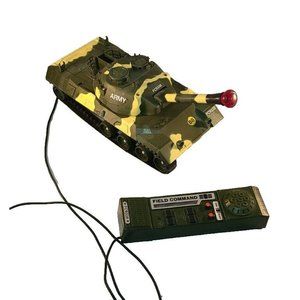 Vintage 1983 ECHO COMMANDER'S TANK Wire Remote Control Works Missing Parts
